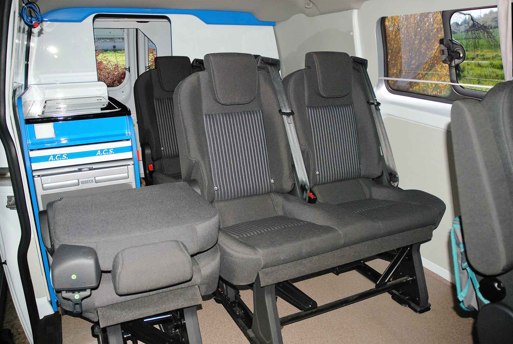 Obytná vestavba vozu Ford Transit Custom