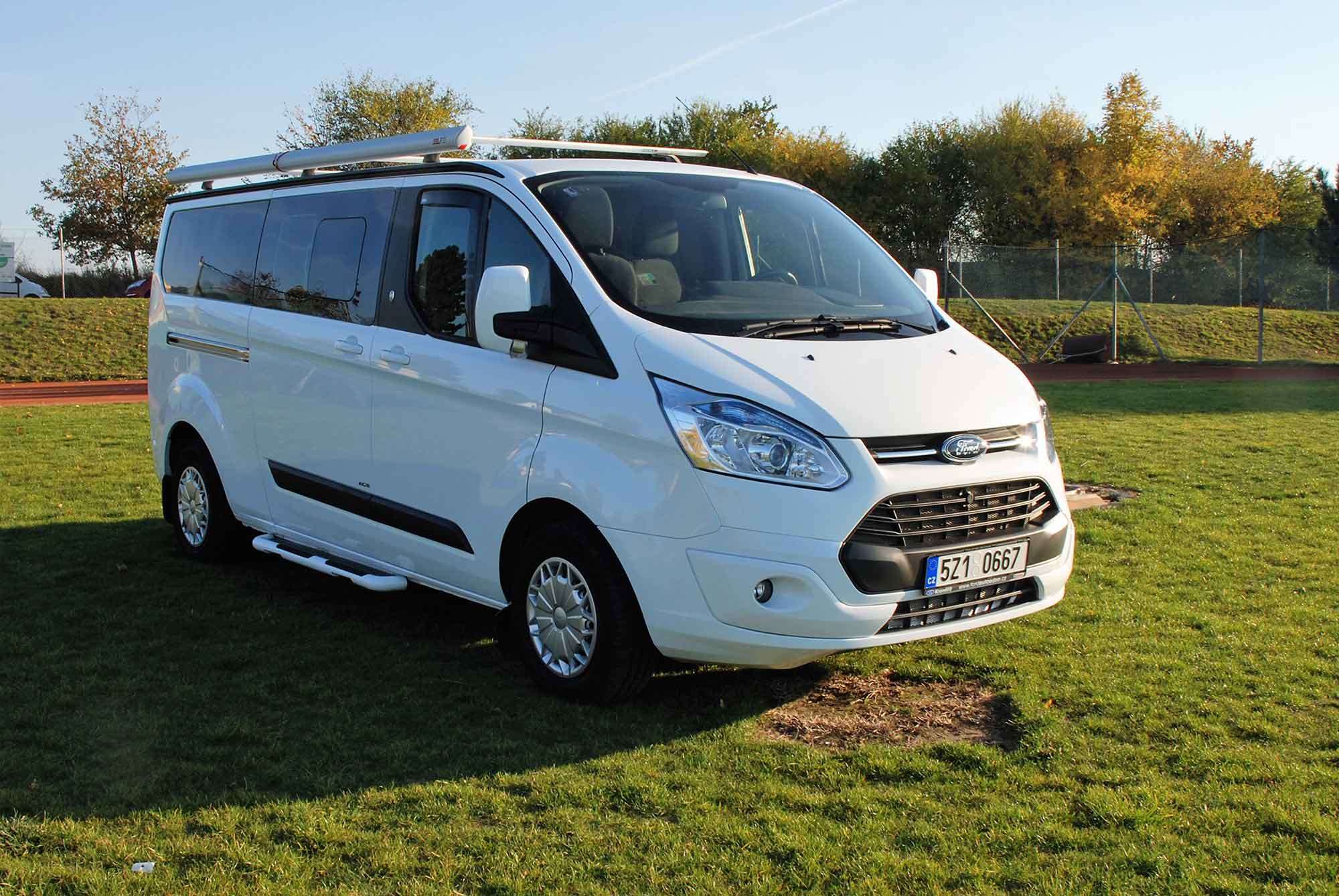 Obytná vestavba vozu Ford Transit Custom