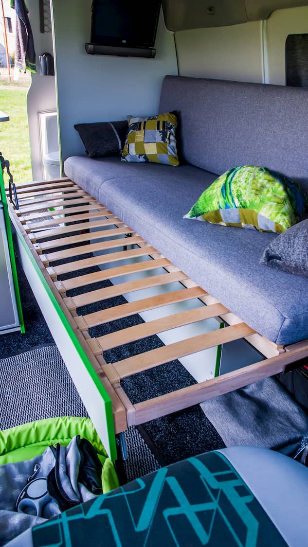 Obytná vestavba vozu Ford Transit Custom se zvýšenou střechou #5